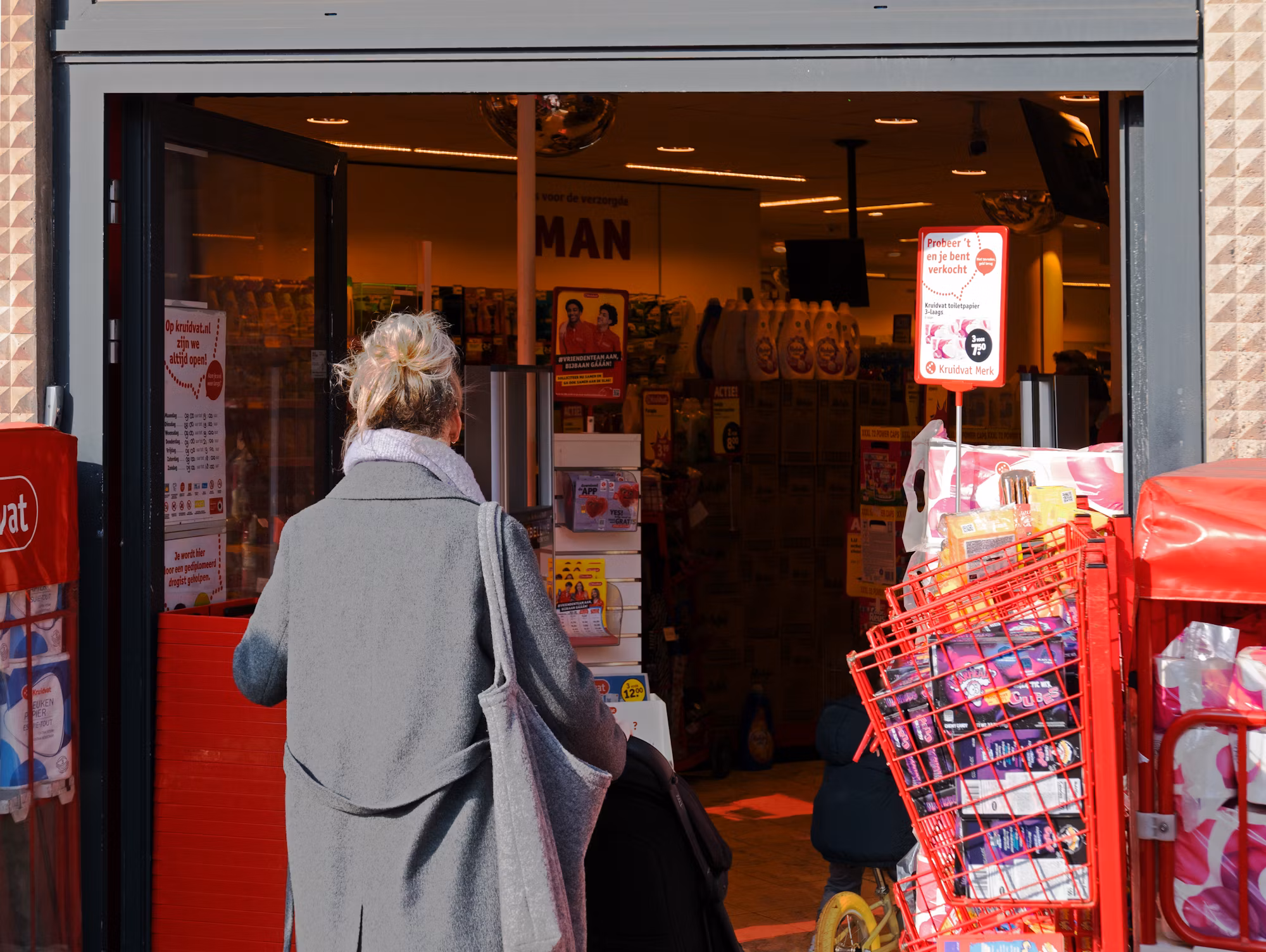 Navigating the Future of Retail: Innovations and Consumer Trends